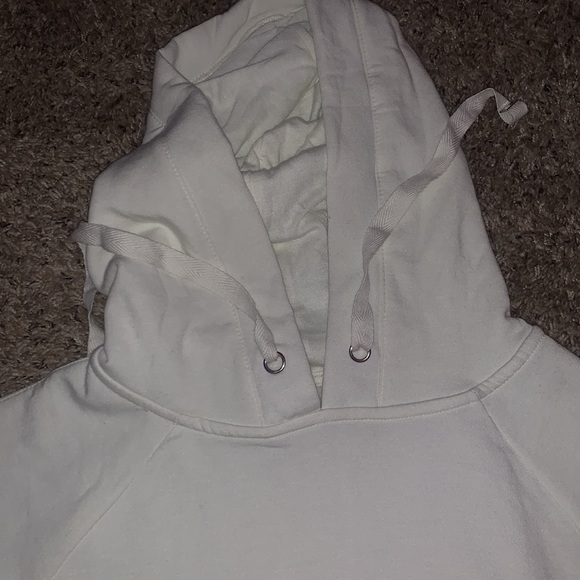 Softest white hoodie BRAND NEW - Picture 2 of 3